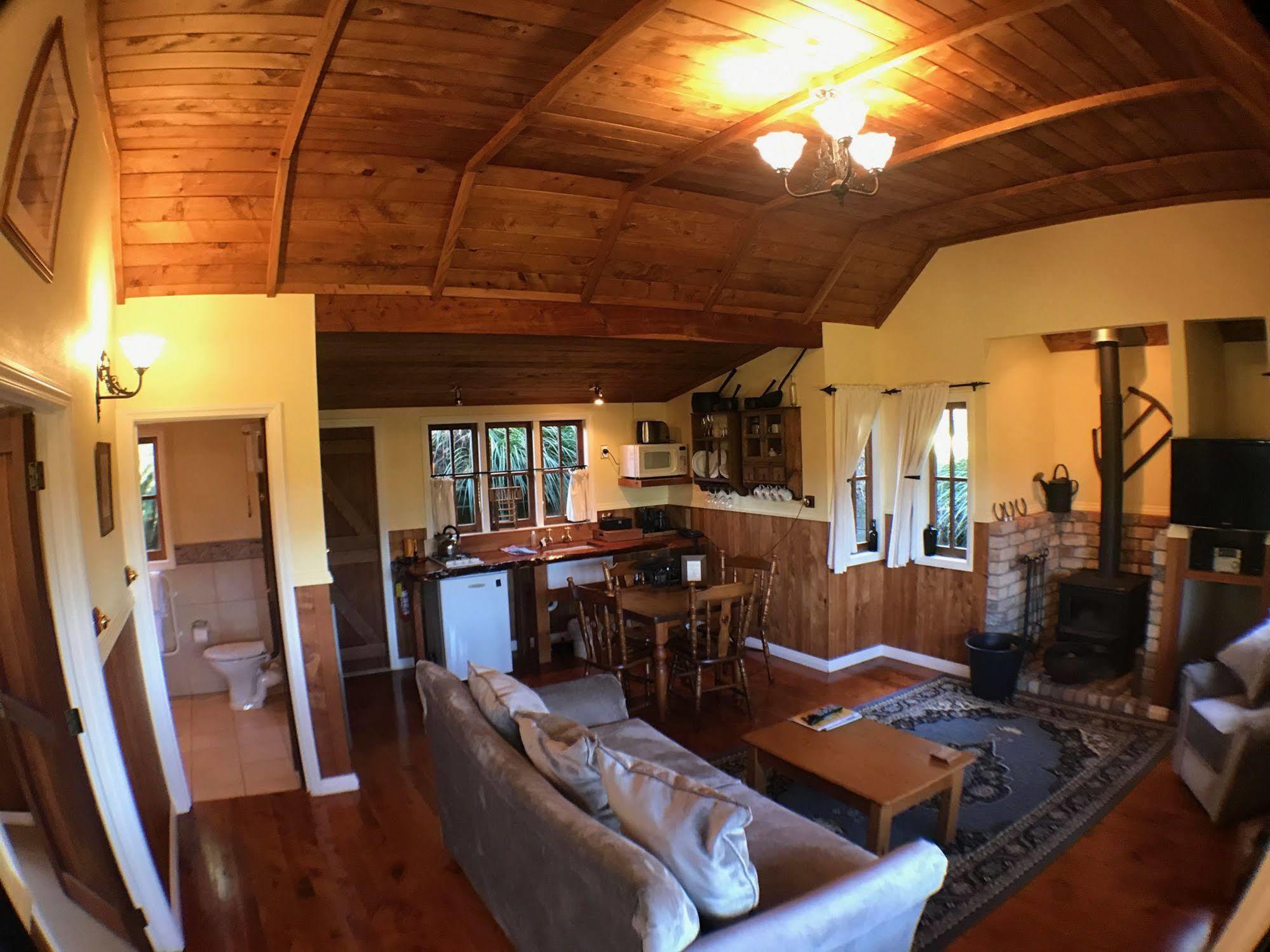 Vineyard Cottages - Kumeu Waimauku Ngoại thất bức ảnh